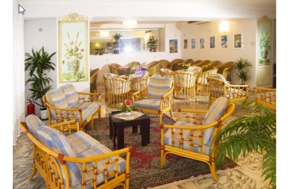 Villa Athena Giardini Naxos Εξωτερικό φωτογραφία